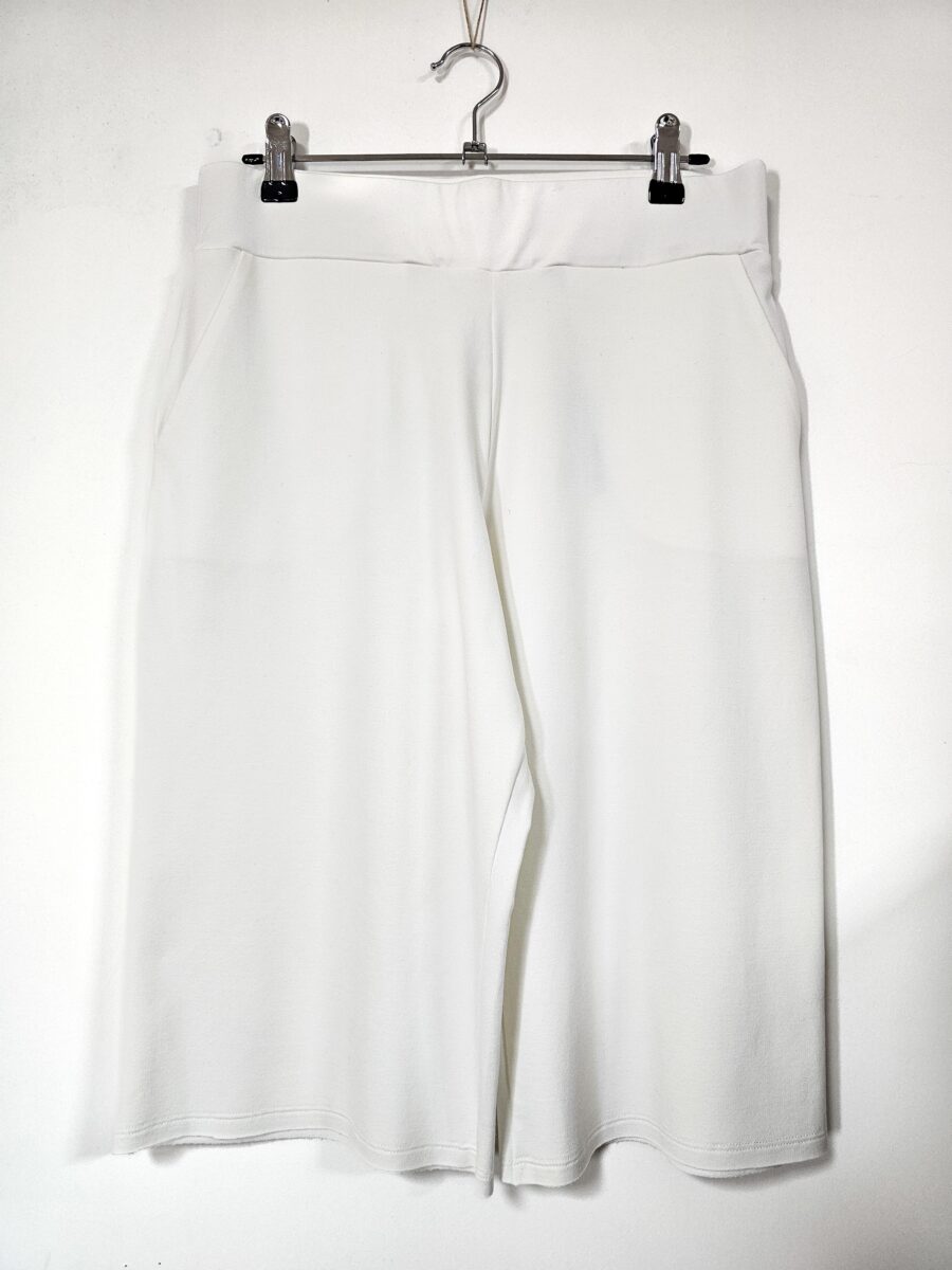 White Bermuda Shorts made from Bamboo Italian Sweat, fresh style and sustainable, perfect for summer and winter.